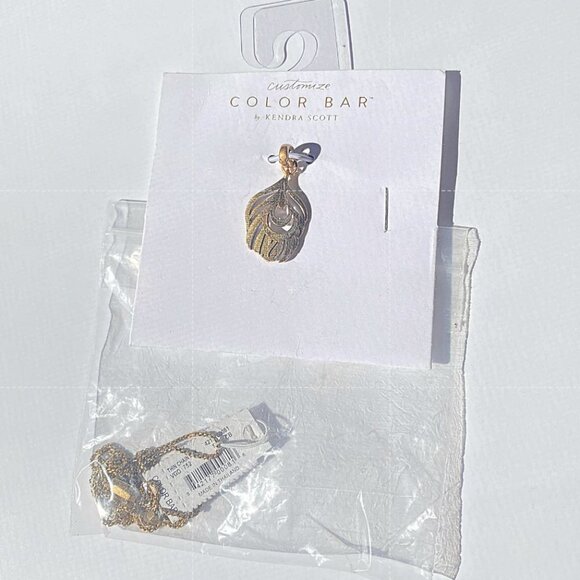 Kendra Scott Gold Peacock Feather Necklace NWT - Picture 4 of 5